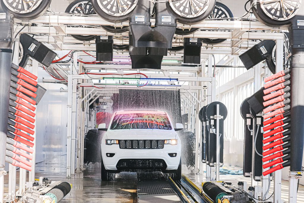 How to Prepare Your Car for an Automatic Wash 1 How to Prepare Your Car for an Automatic Wash